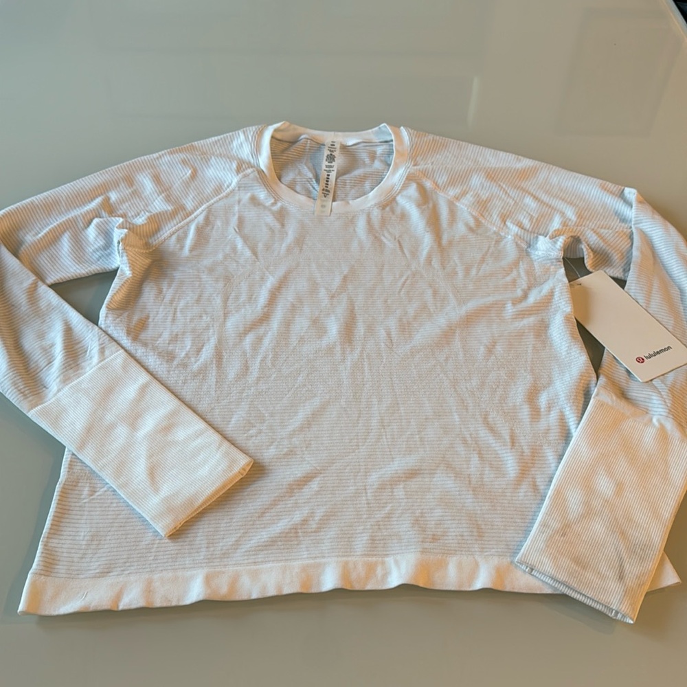 Lululemon race length training top - size 10